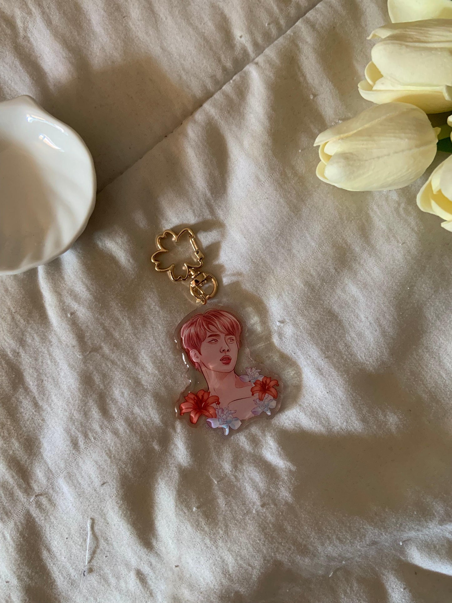 JIN - Smeraldo keychain - Vy's Magic Shop ✨