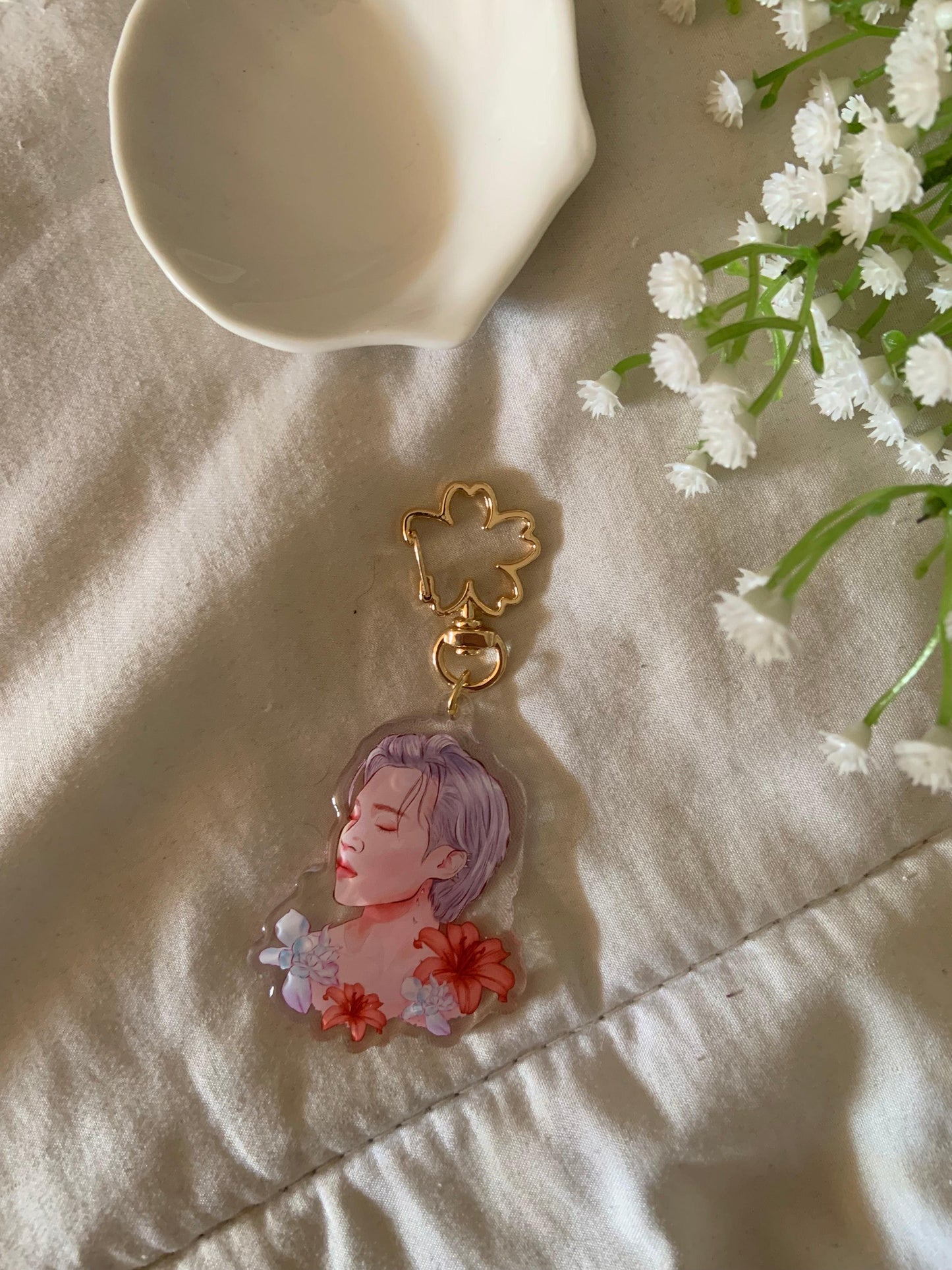 JIMIN - Smeraldo Keychain - Vy's Magic Shop ✨