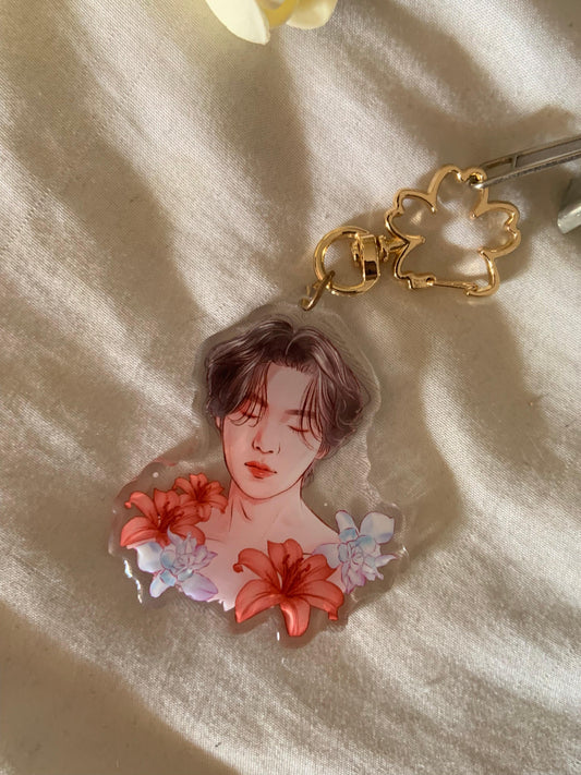 SUGA - Smeraldo Keychain - Vy's Magic Shop ✨