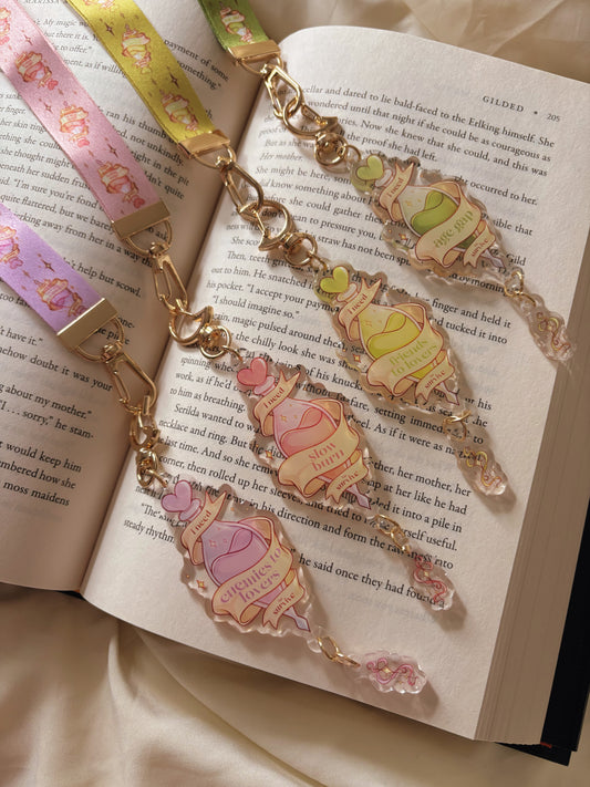Keychain - Tropes Love Potions, book aesthetic